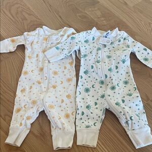 Hanna Andersson Set of Onesies Pajamas